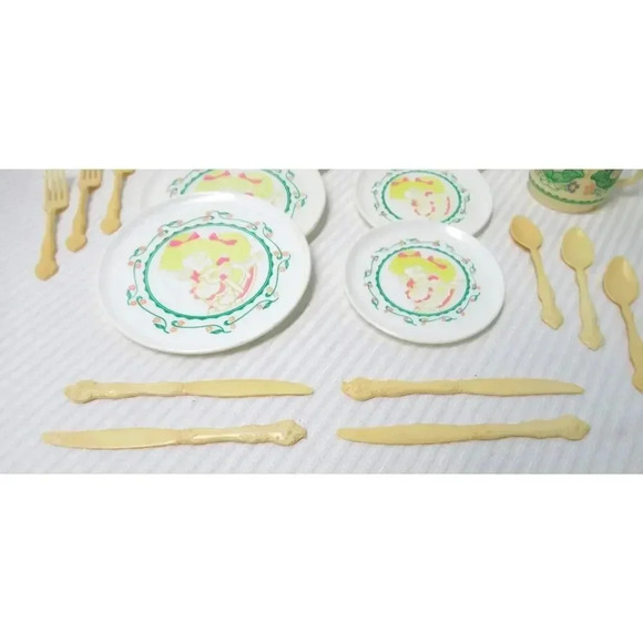 Cabbage Patch Kids Tea Playset 1980's Pitcher Plates Cups Saucers Silverware - Picture 6 of 7